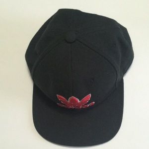 Adidas flat brimmed baseball cap